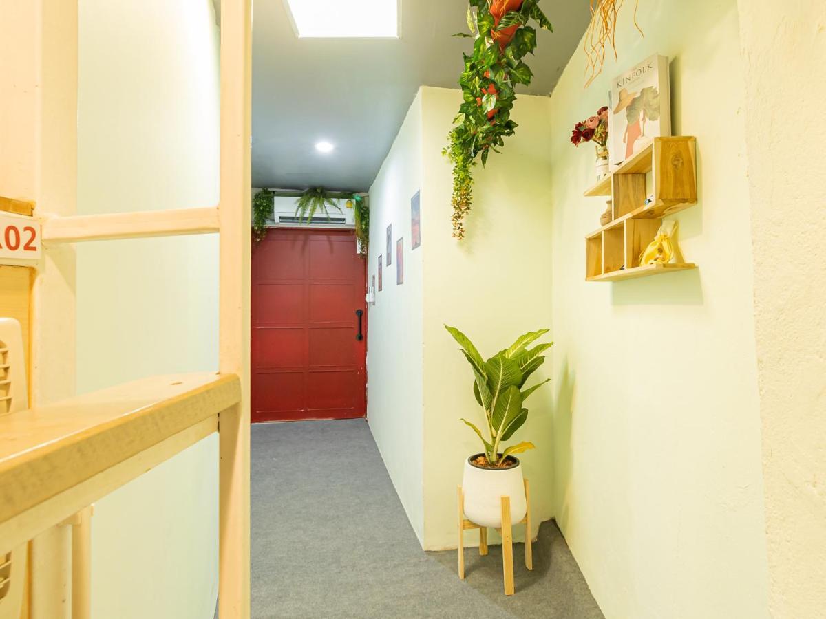 Khao San Social Capsule Hostel Bangkok Eksteriør billede